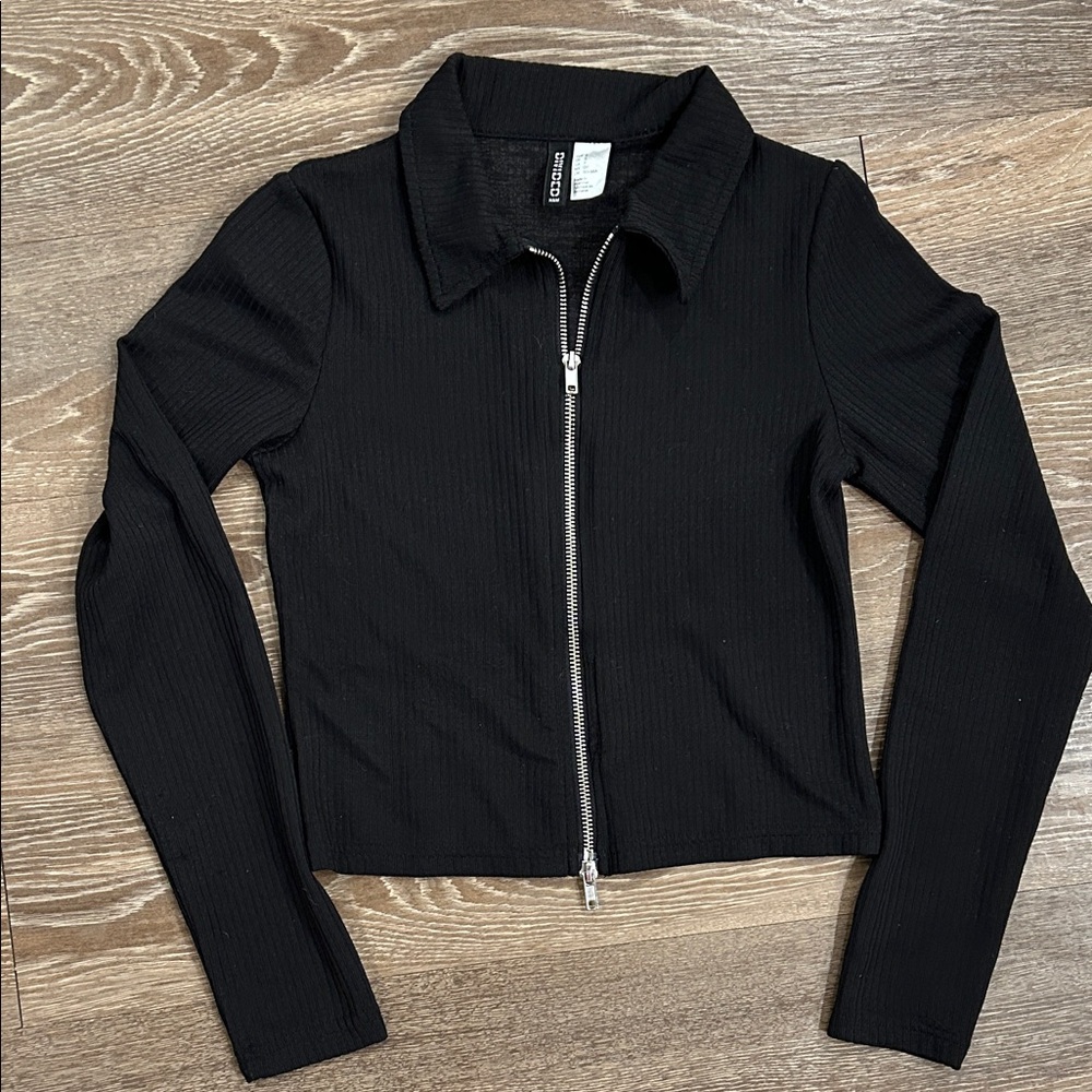 black zip up top